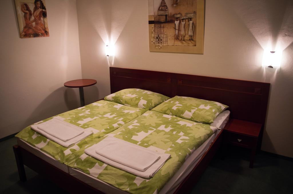 Hotel Bothe Považská Bystrica Quarto foto